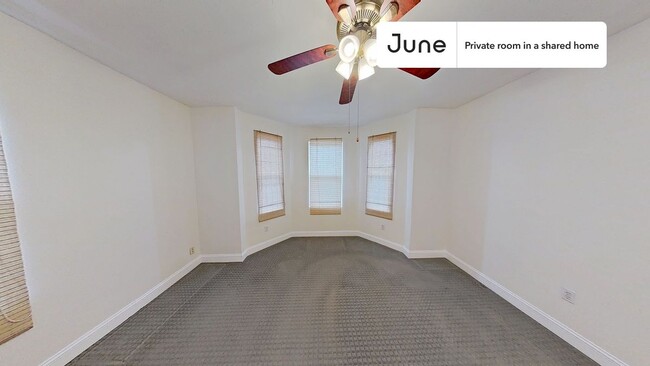 Private bedroom in 3 bed/1 bath Home - Private bedroom in 3 bed/1 bath Home
