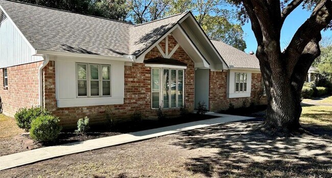 Building Photo - 4310 Cinnabar Dr