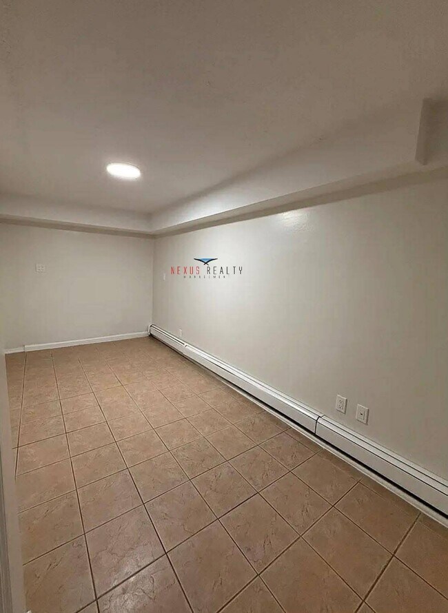 Foto del edificio - 73-09 21st Ave