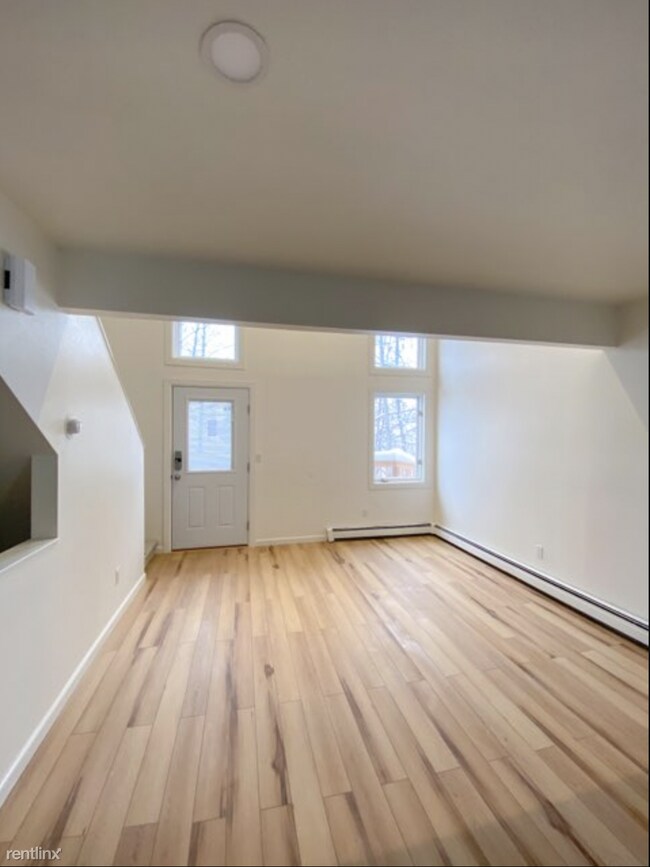 Foto del edificio - 1 br, 1 bath Townhome - 311 Beulah Circle 3