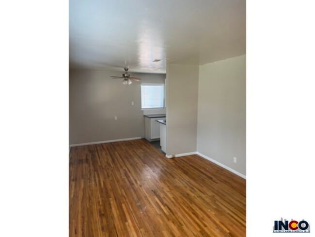 Foto del edificio - 5586 S Grant St