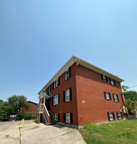 Primary Photo - 3013 Mid Dale Ln