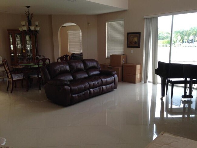 Foto del edificio - 11073 Harbour Springs Cir