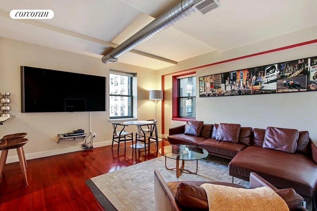 Foto principal - 253 W 73rd St