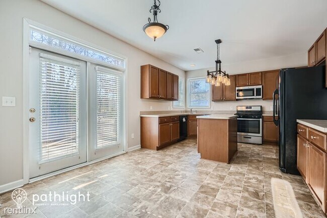 Building Photo - 4 br, 2 bath House - 5997 Hendrix Lane UNIT