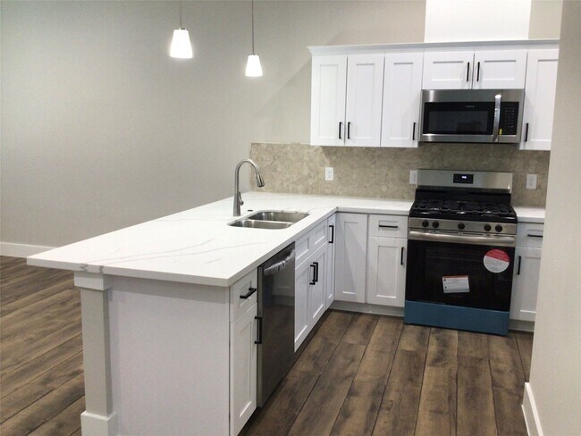 Foto del edificio - 2109 Marnel Rd