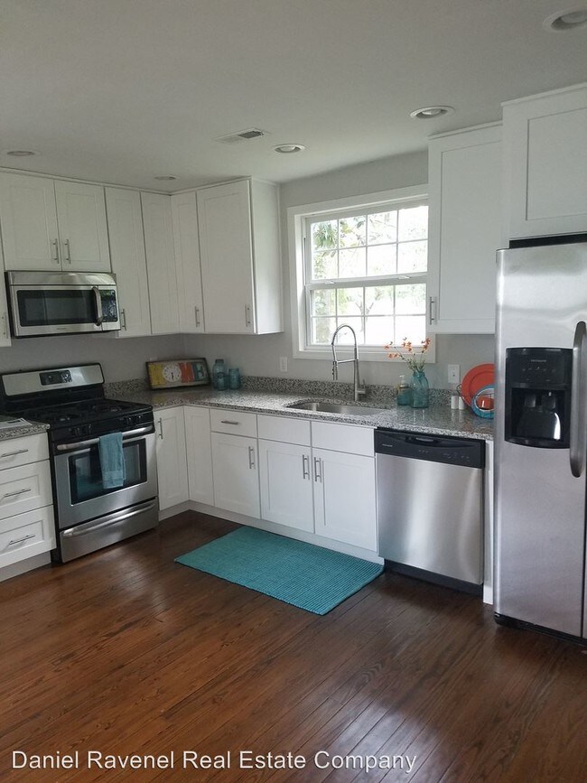 Building Photo - 4702 Brookside Dr