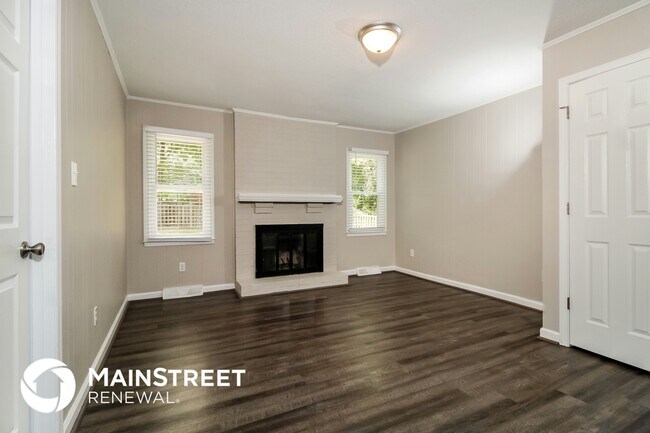 Foto del edificio - 4712 Beechcroft Dr