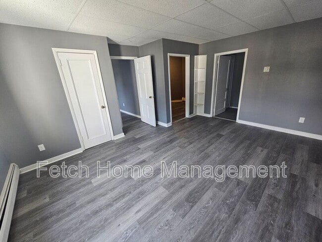 Building Photo - 3 N Main St