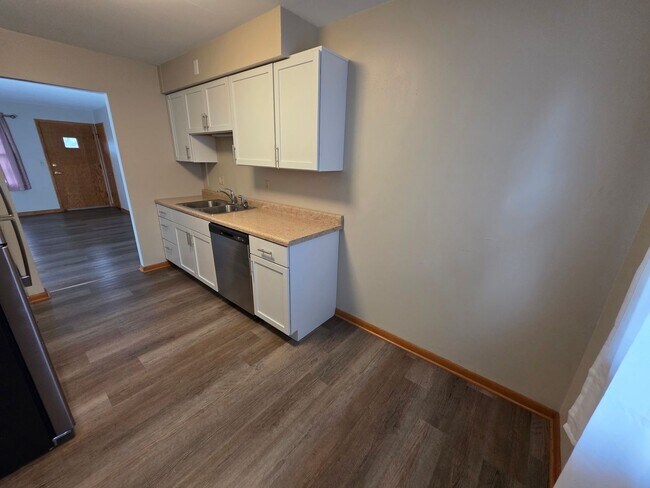 Foto del edificio - 1501/1503 Harding Ave