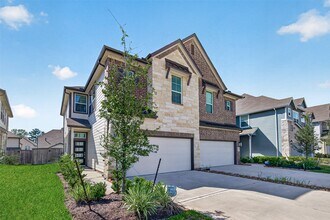 Building Photo - 632 Silver Pear Ct