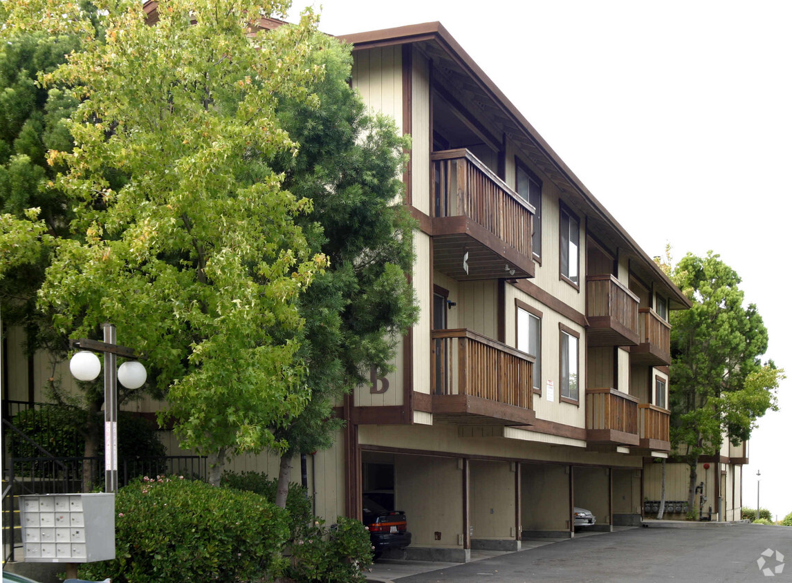 Foto del edificio - 401 Laurel Ave