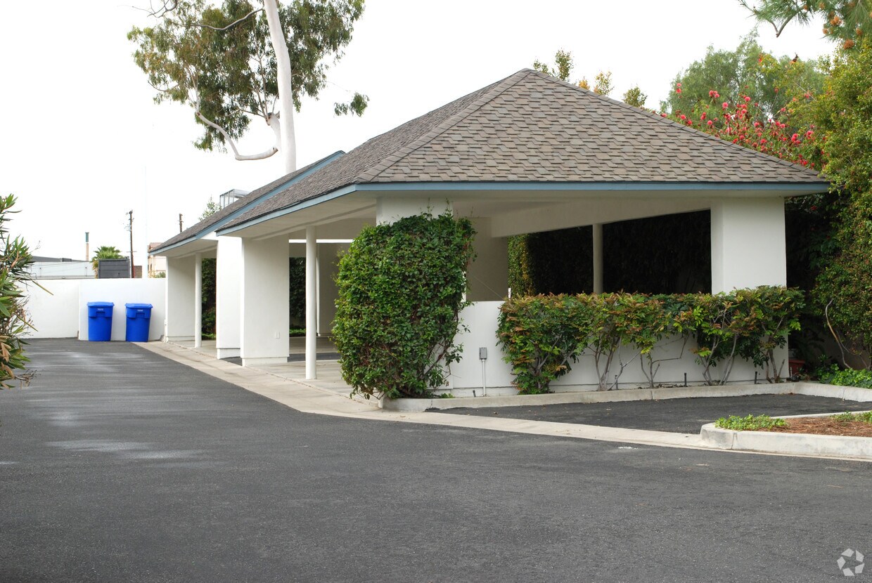 Building Photo - 1432 San Juan St