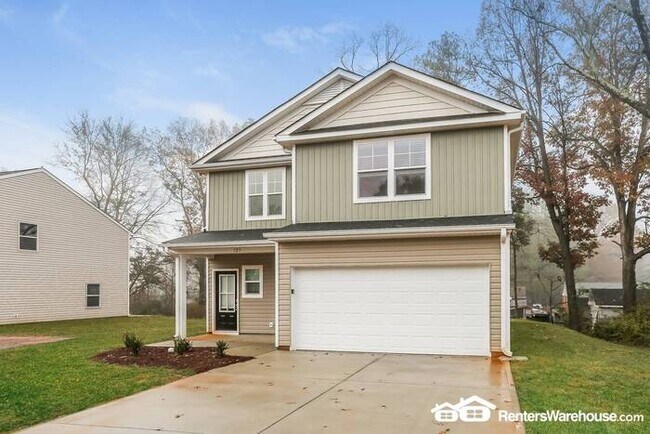 Foto del edificio - Newly built 4 bedroom 2.5 bath