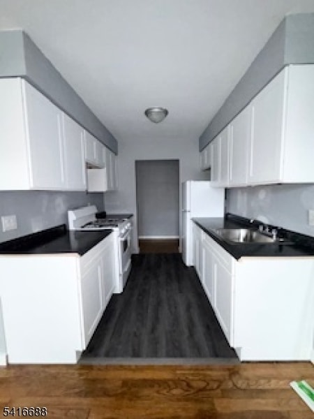 Building Photo - 117 W 3rd Ave