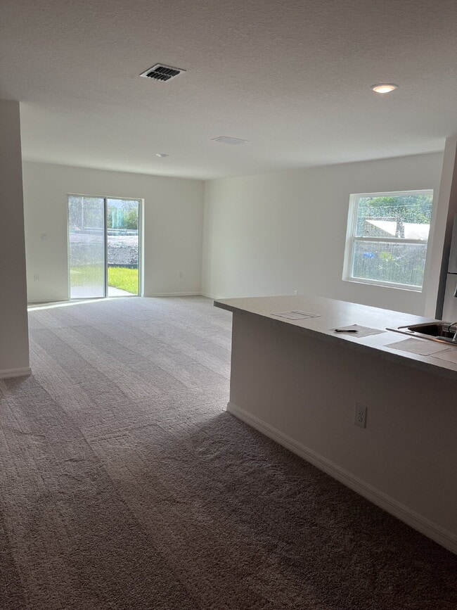 Foto del edificio - Brand New 4/2 Home!