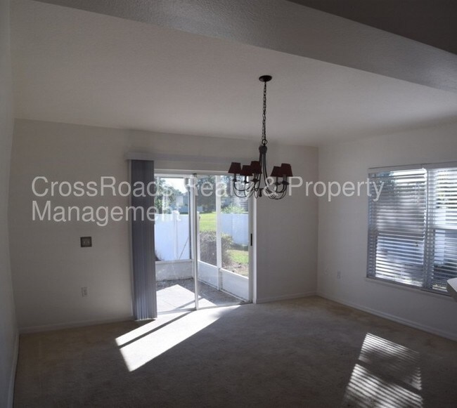 Foto del edificio - 4628 SE 28th St