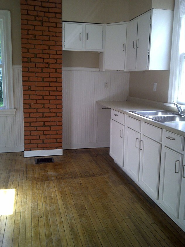 45 Gregory St, Rochester, NY 14620 Apartments in Rochester, NY