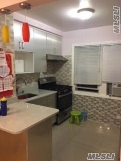 Foto del edificio - 46-58-58 160th St