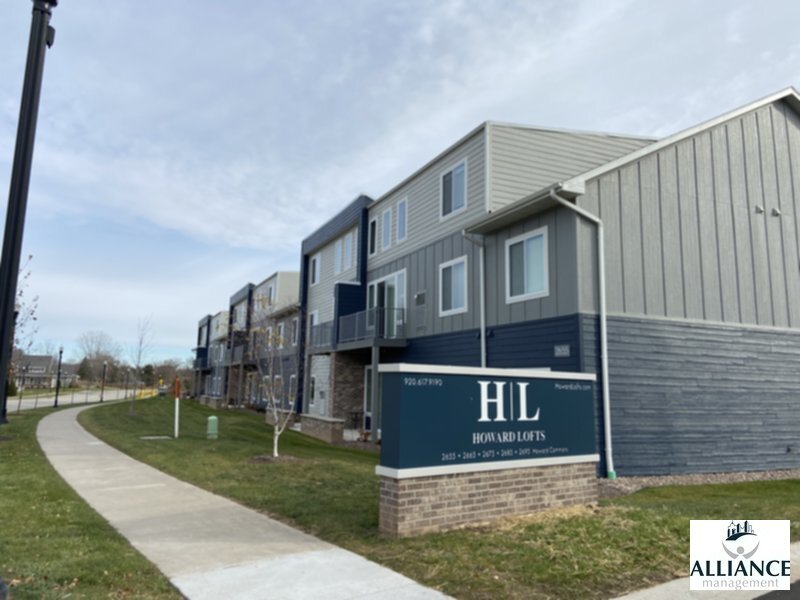 Foto principal - Howard Lofts - 3 bedroom with lofted 3rd b...