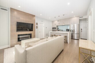 Building Photo - 1405 Frankford Ave