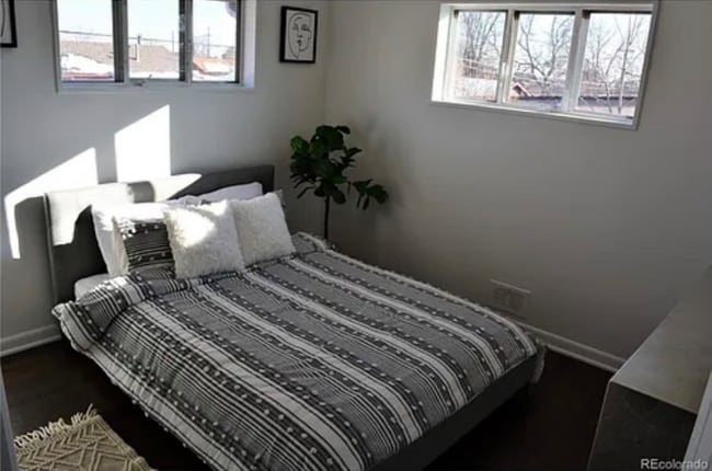 Foto del edificio - 7642 Shoshone St