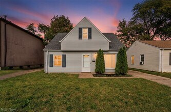 Building Photo - 12508 Sobieski Ave