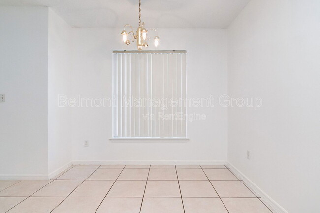 Photo - 5537 Decatur St Townhome