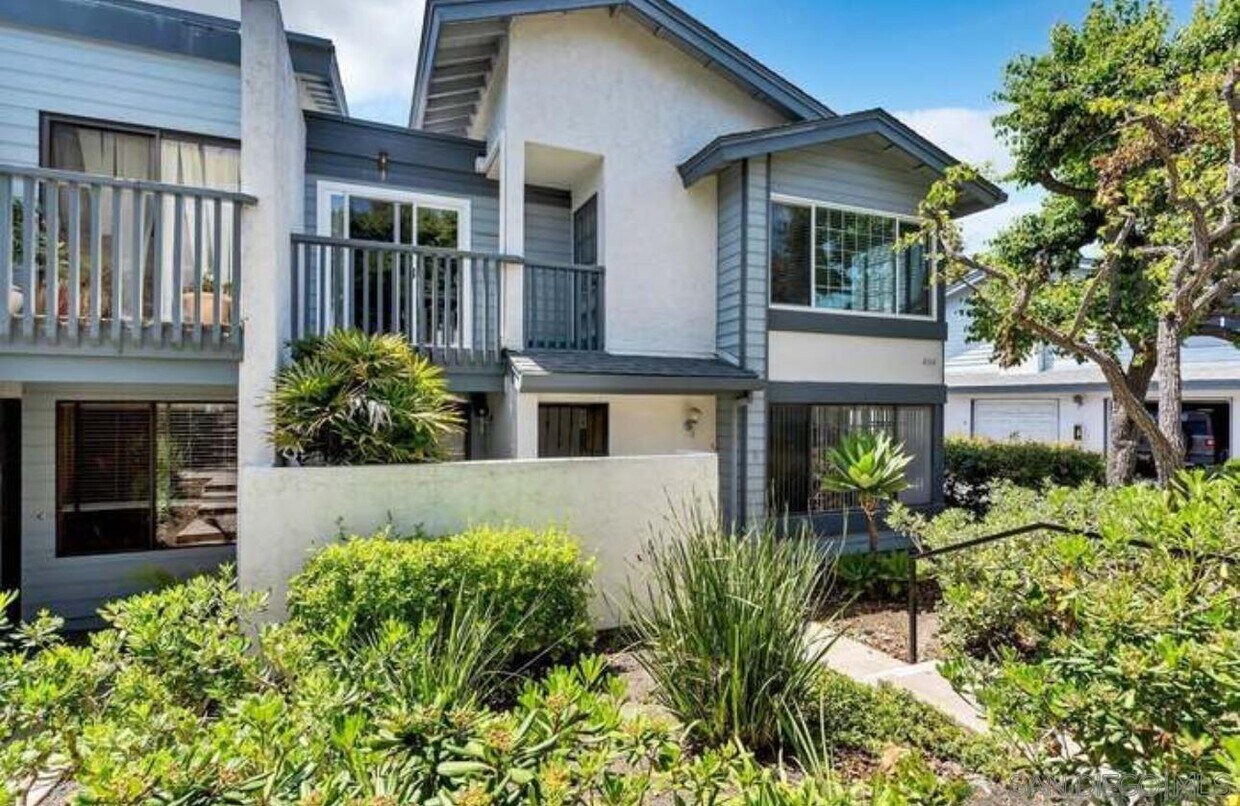 Foto principal - 4064 Crystal Dawn Ln