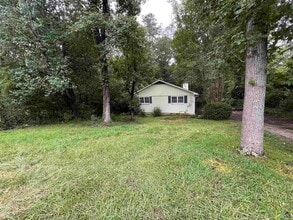 Building Photo - 789 S Forest Lake Dr