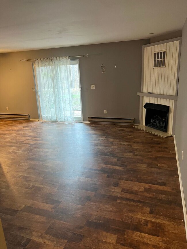 Foto del edificio - Beautiful 2 bedroom, 2.0 bath Condo in Westland