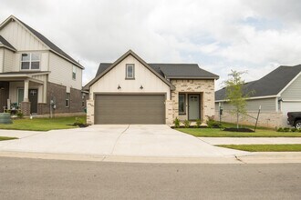 Building Photo - 416 Lone Cedar Rd