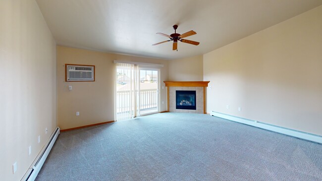 Building Photo - Tarragon Park Apartments