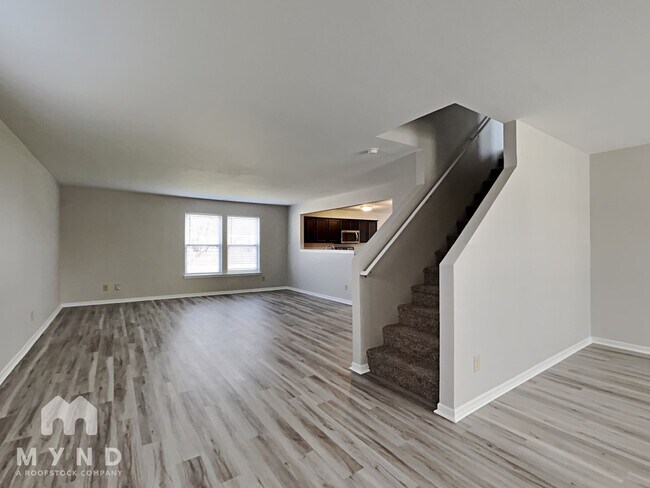 Building Photo - 747 Sedgewick Ln