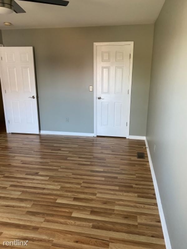 Foto del edificio - 2 br, 2.5 bath Condo - 825 Oakwood Dr.