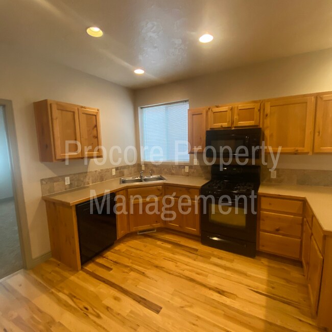 Building Photo - 2018 S Arcadia St