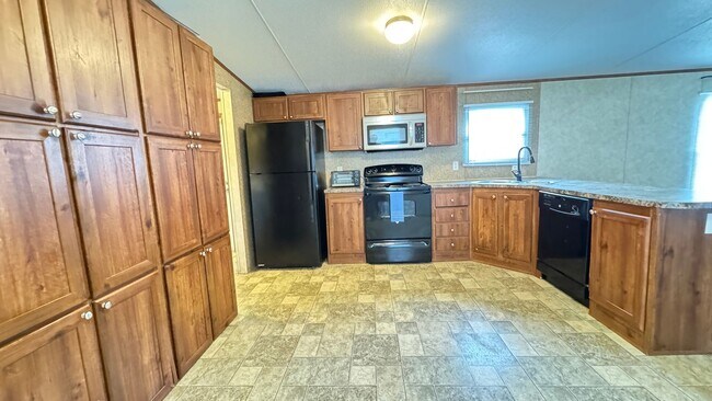 Foto del edificio - 2009 Model 3 Bedroom 2 Bath Mobile Home