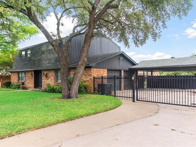 Foto del edificio - 5913 Meredith Ln
