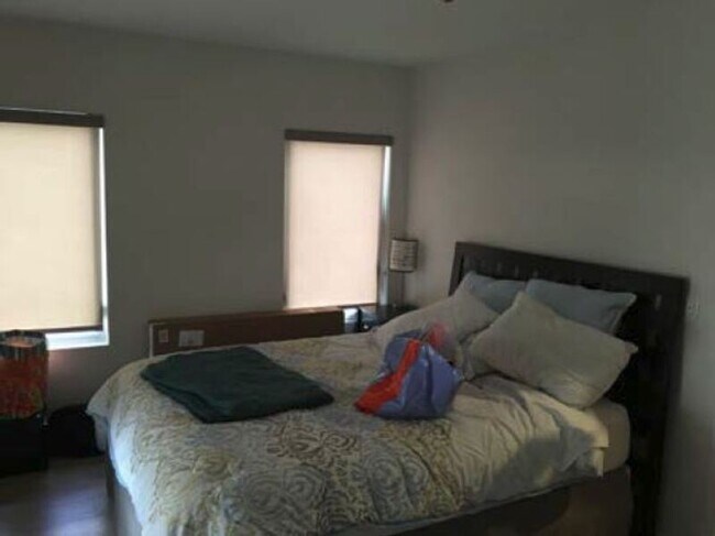 Foto del edificio - 1165 1/2 North Kingsley Drive - 1