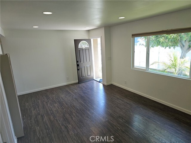 Foto del edificio - 1730 Flower Ave