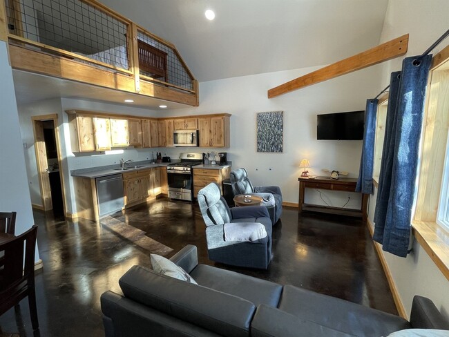 Foto del edificio - 36112 Murray Lane