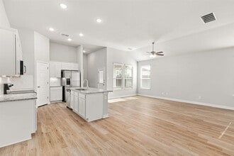 Building Photo - 130 Schrader Dr