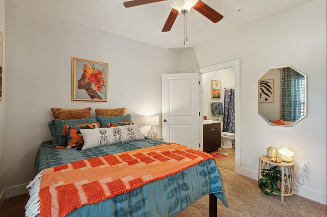 Building Photo - 300 Dalhausser Ln