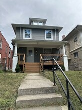 Building Photo - 2805 Park Ave