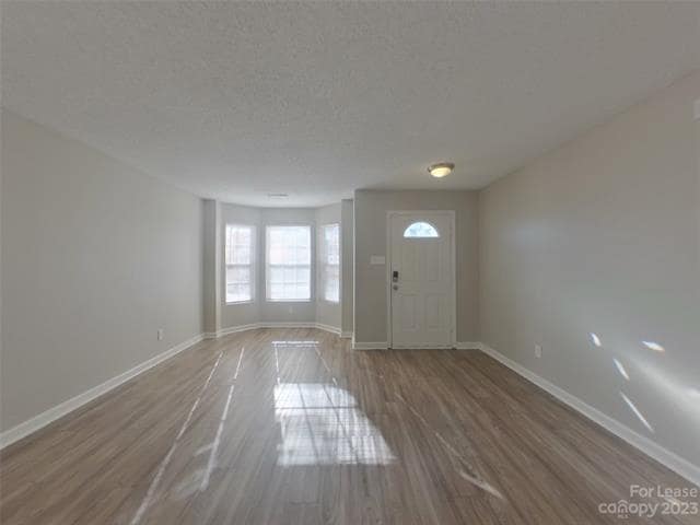 Building Photo - 12825 Silvaire Farm Rd