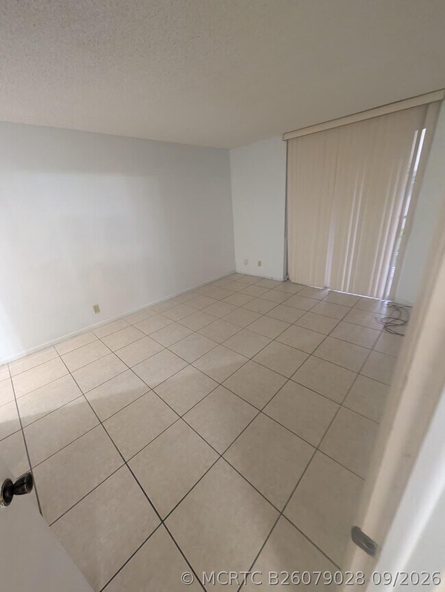 Building Photo - 3101 NW 47th Terrace
