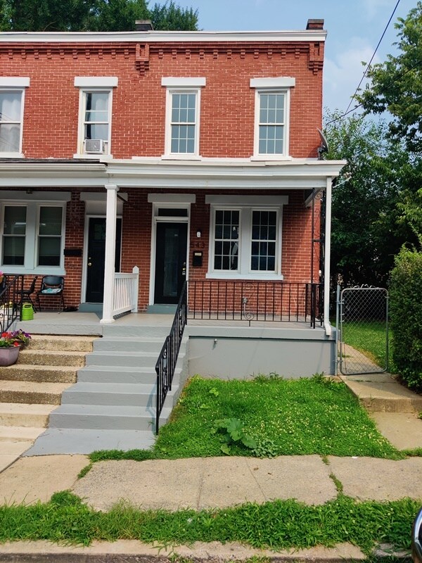 Foto principal - 543 Ruby St