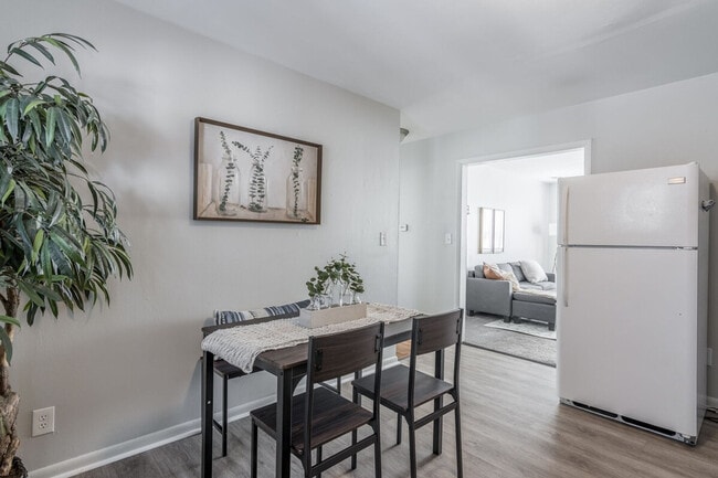 Foto del edificio - 4305 NW 56th St
