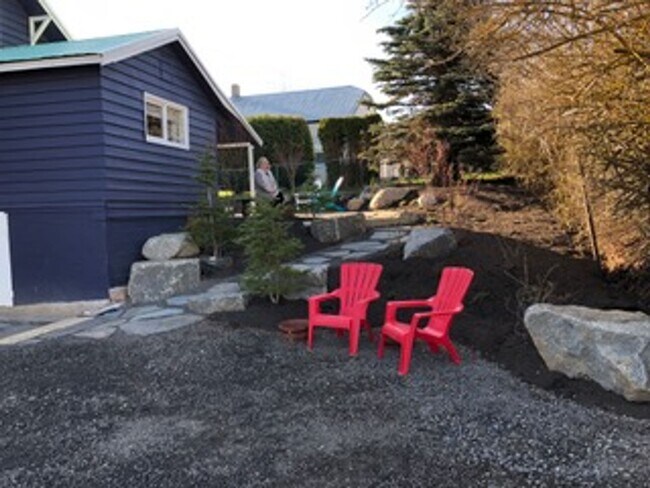 Foto del edificio - Live in the heart of Roslyn, walk to shops dining and trailheads!