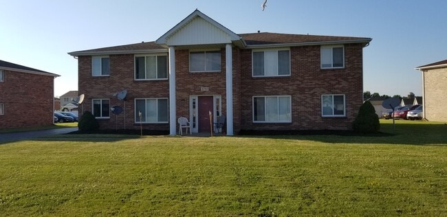 Foto del edificio - 2737 Alder Creek Dr S
